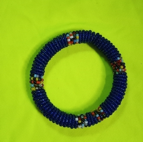 Zulu love Bracelet Bangle seed beads tribal 2.25 i.d. - Picture 1 of 2